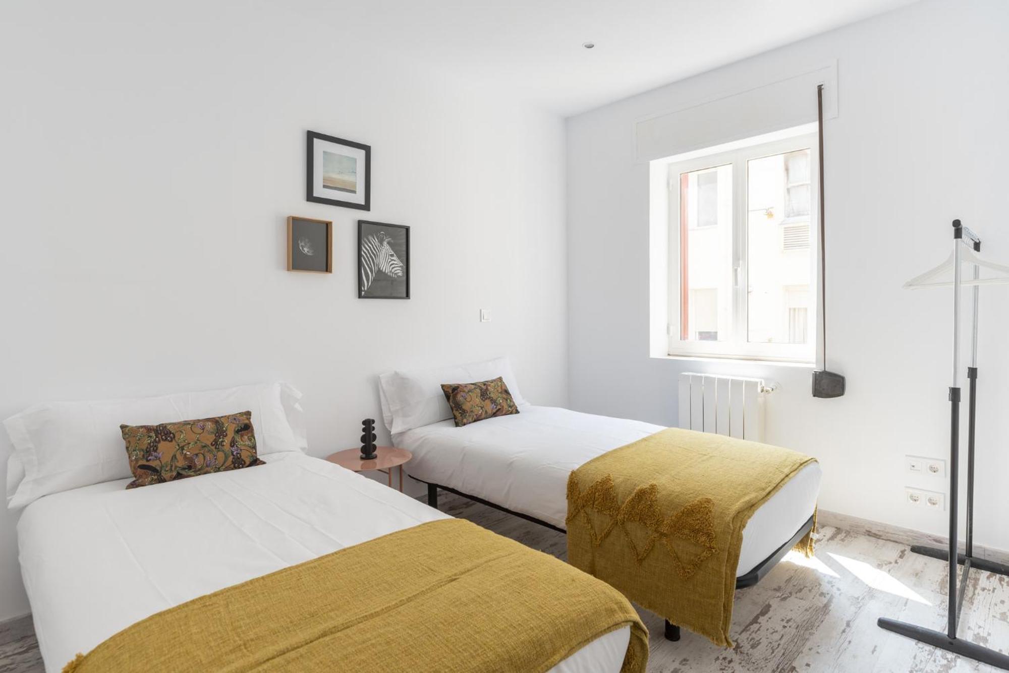 Apartamento De 4 Habitaciones En El Centro サンタンデール エクステリア 写真