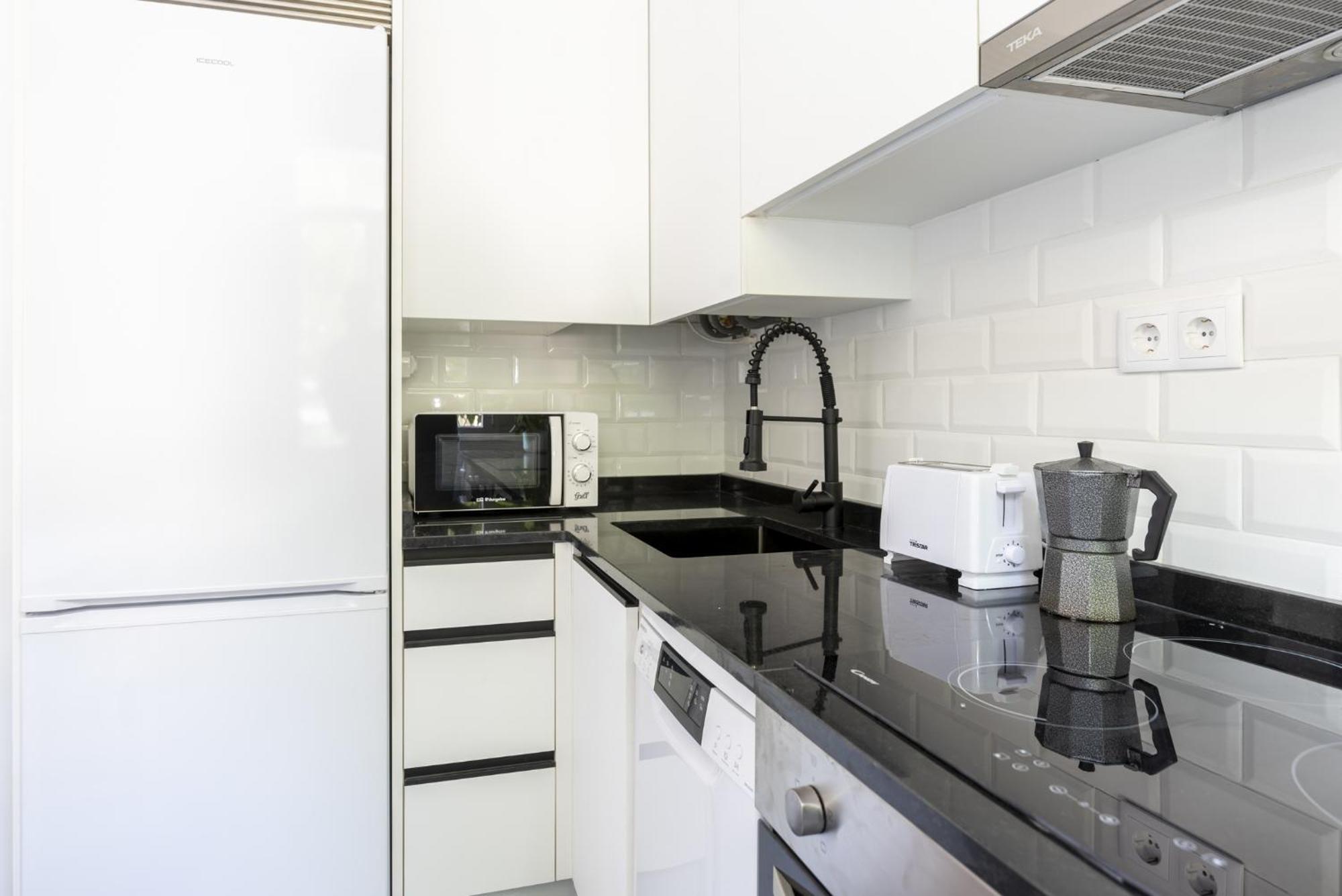 Apartamento De 4 Habitaciones En El Centro サンタンデール エクステリア 写真